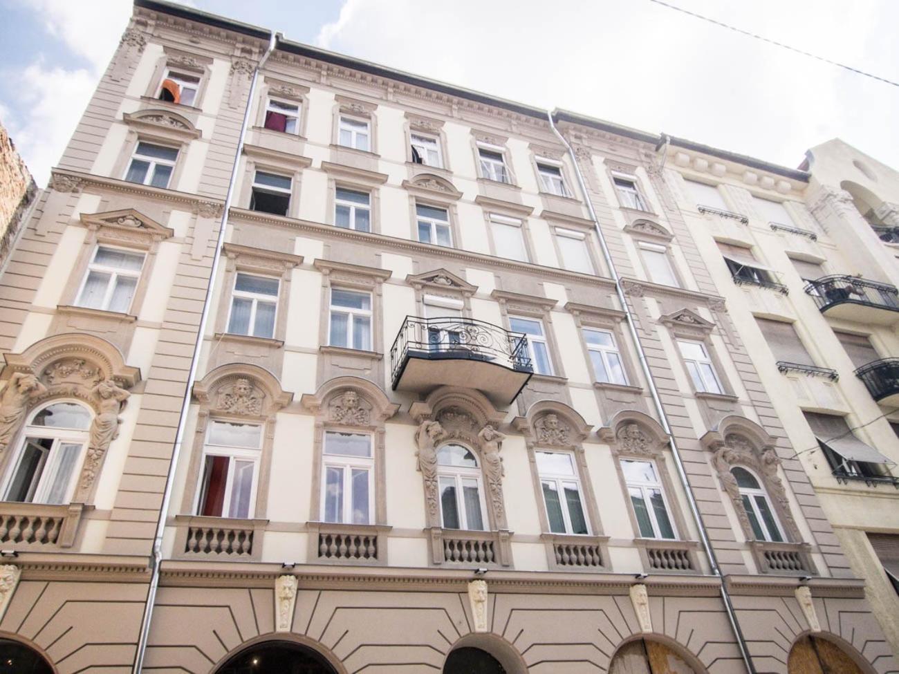 Goldcentral Apartment Akacfa ブダペスト エクステリア 写真